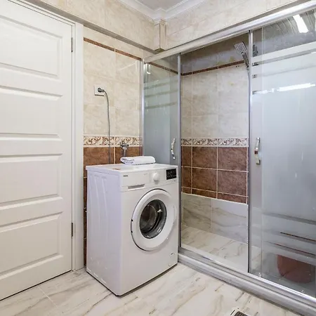 Altiparmak 4 Bedroom Apartment Bursa