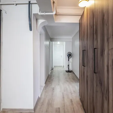 Altiparmak 4 Bedroom Apartment Bursa