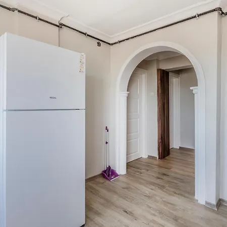 Apartment Altiparmak 4 Bedroom