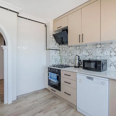 Altiparmak 4 Bedroom Apartment Bursa