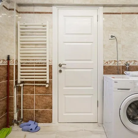 Altiparmak 4 Bedroom *