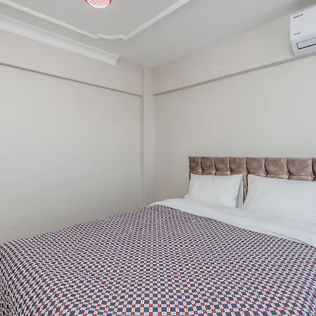 Apartment Altiparmak 4 Bedroom