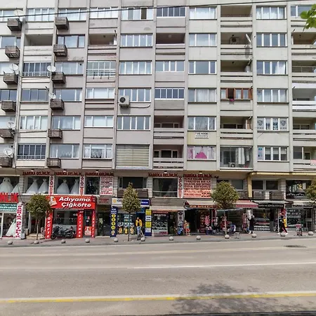 Altiparmak 4 Bedroom Apartment
