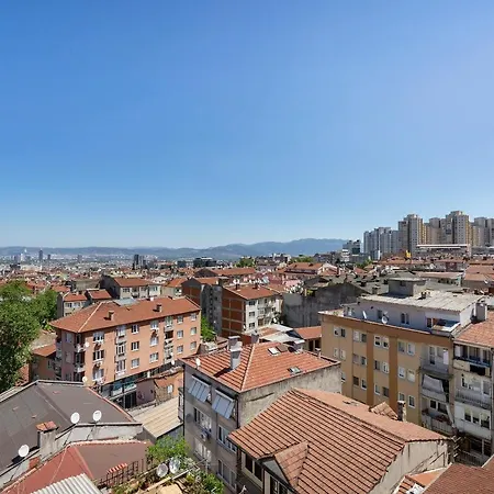 Altiparmak 4 Bedroom Apartment *